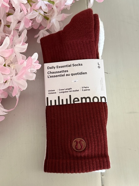 lululemon athletica Accessories - Lululemon Daily Essential Crew Socks 3 Pack L Rockwood‎ White Blissful Pink NWT